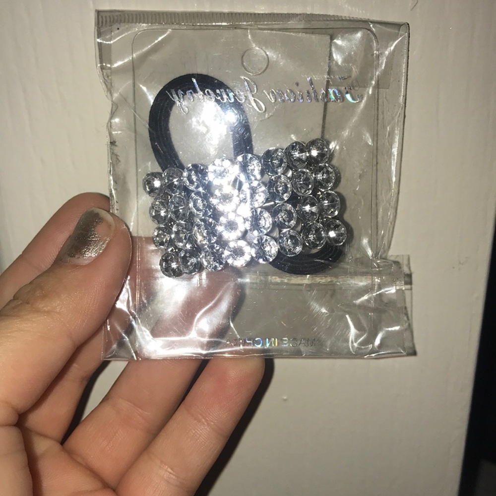 Pony tail holder piece